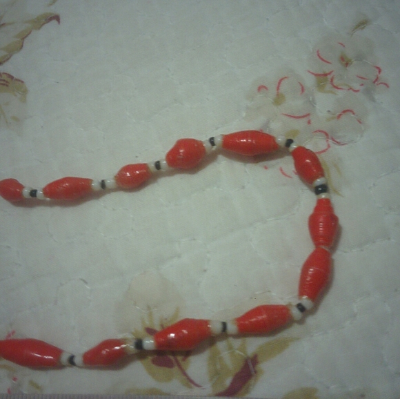 BOGO Handmade Paper Necklace - Picture 3 of 3